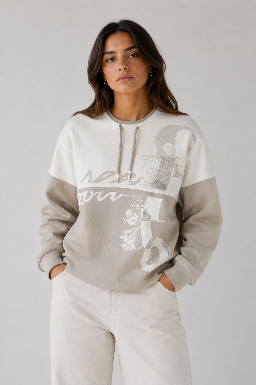 Contrast Graphic Sweatshirt