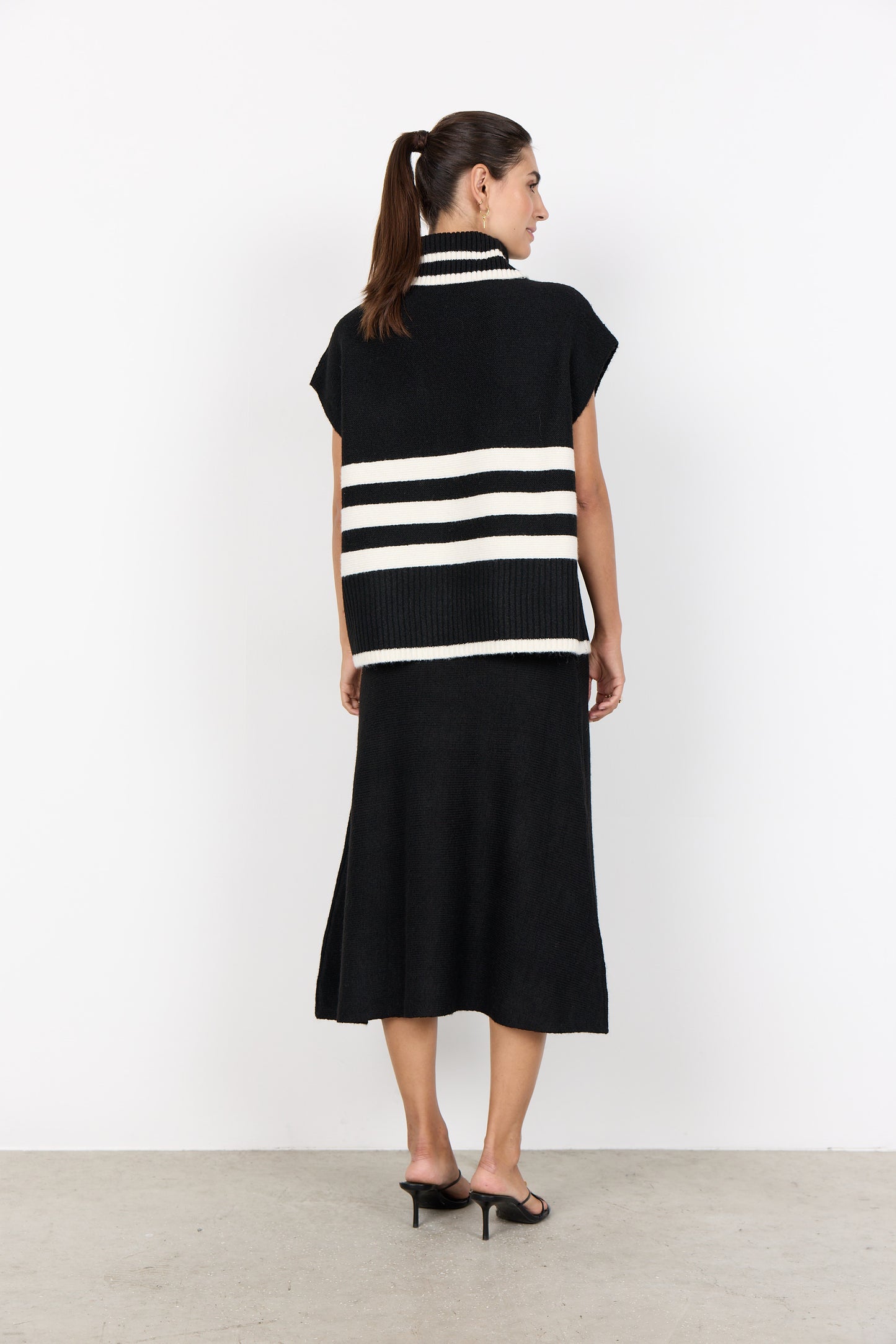Vif 1 Knit Waistcoat