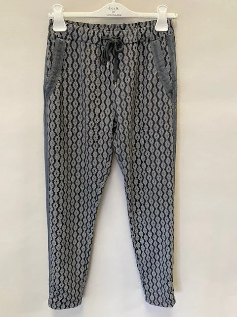 Print Joggers (Need better Pics)