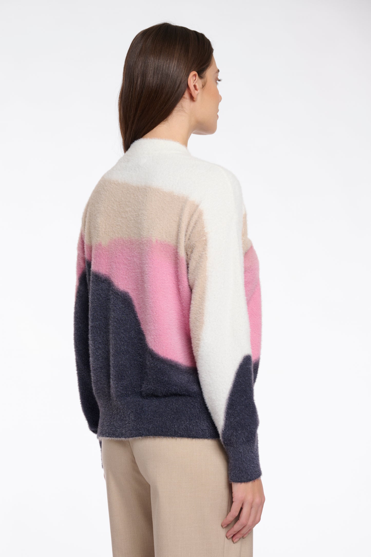 Berdie Roundneck Sweater