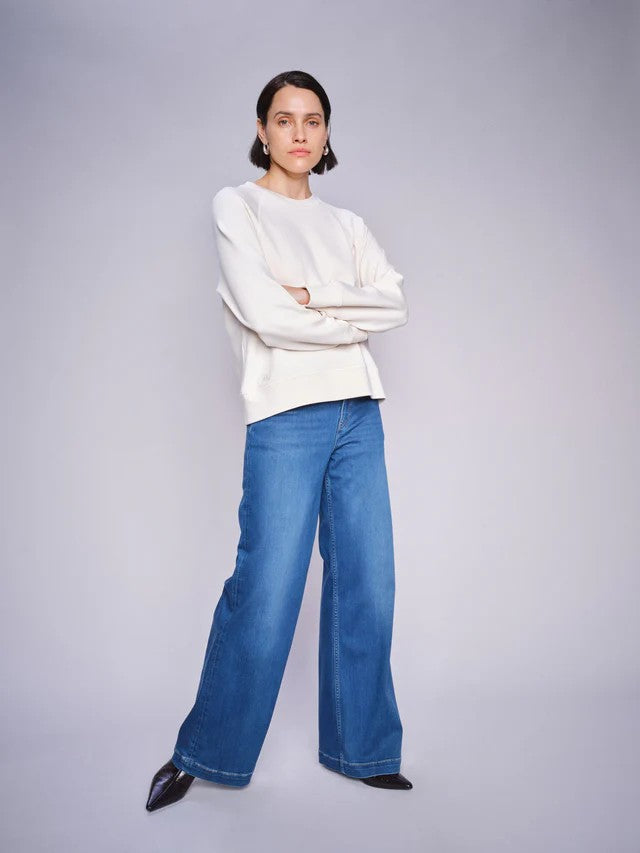 Dara Deluxe Jeans