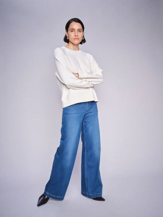 Dara Deluxe Jeans