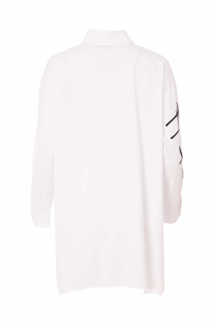 ORA 135 cotton shirt with placement print on sleeve white black ss25