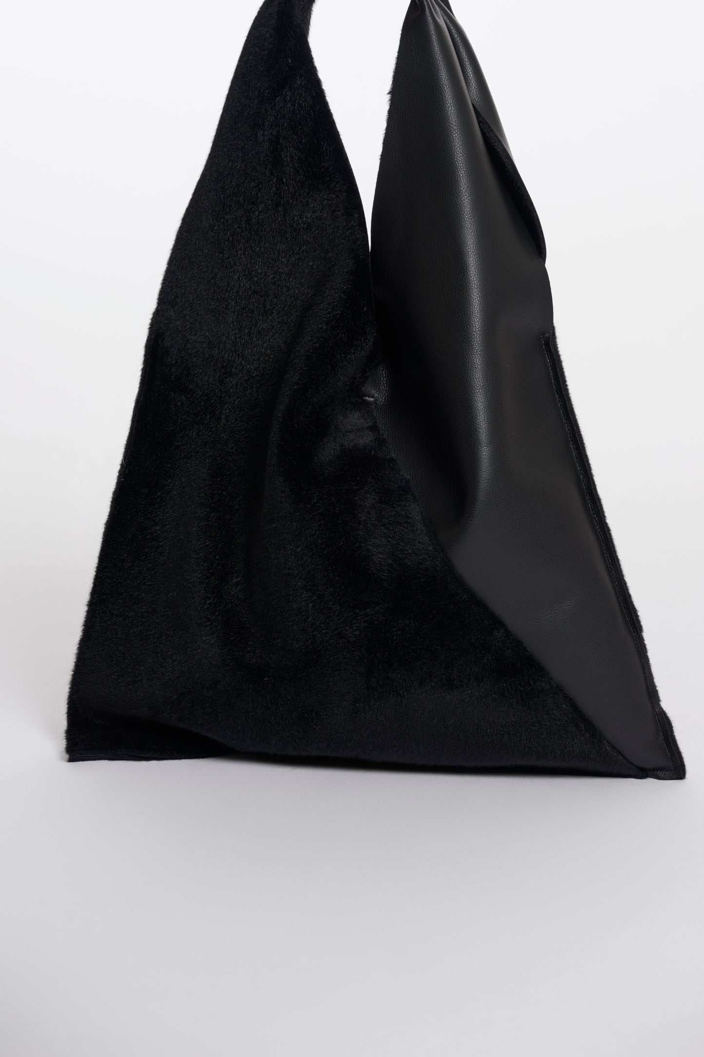 Soraya Shoulder Bag