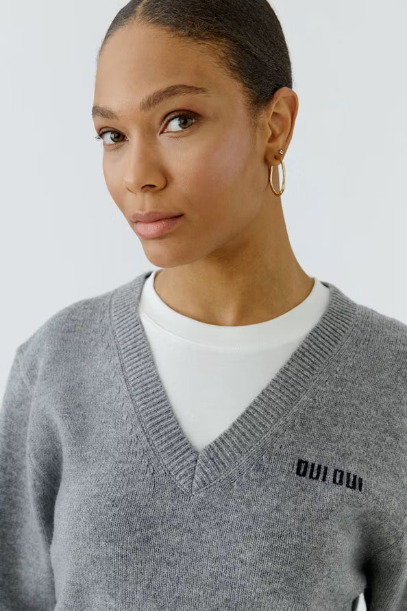 V Neck jumper