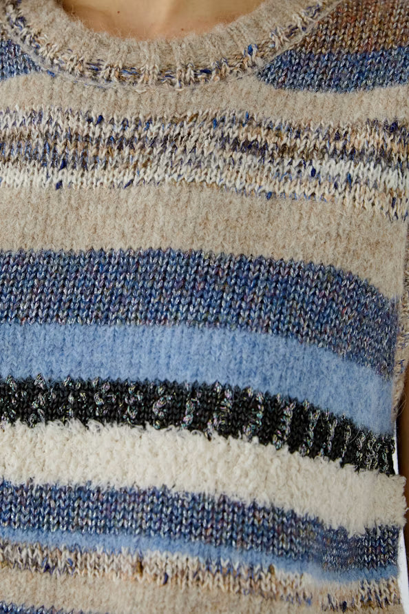 KNITTED WAIST COAT