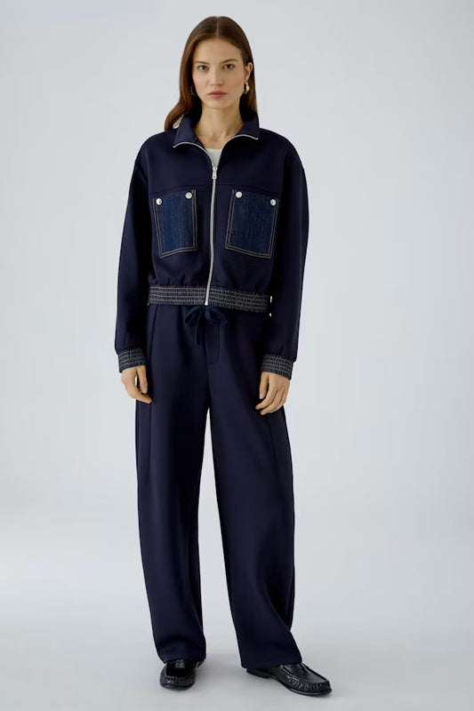 Scuba jacket in bomber style with denim patched