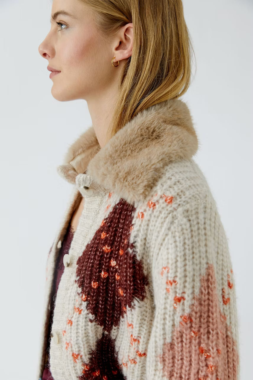 Cream & Burgundy Diamond Pattern Cardigan