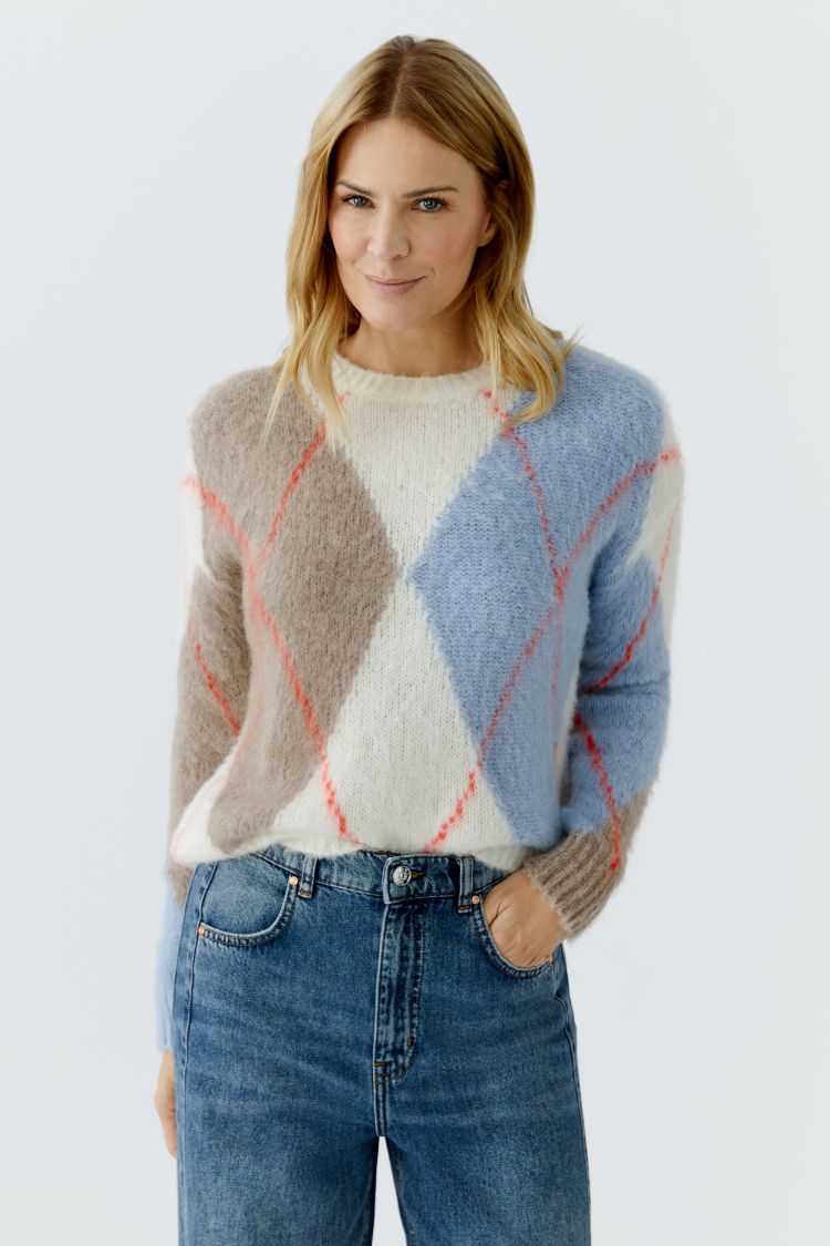 Large Diamond Pattern Jumper