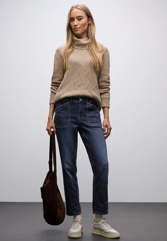 Boyfriend Jeans With Patch Pockets