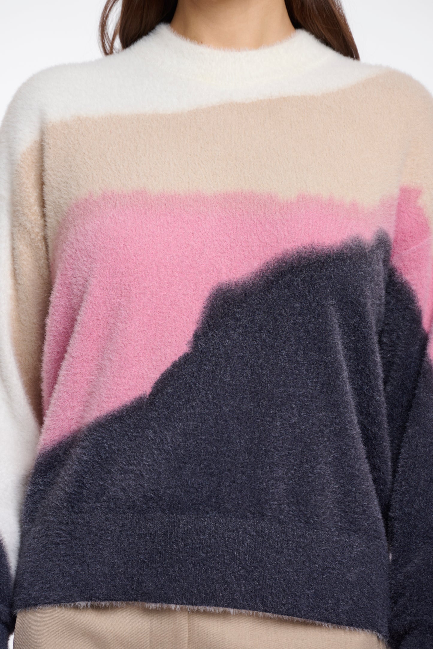 Berdie Roundneck Sweater